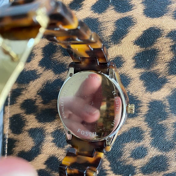 Tortoise and Gold Fossil Watch - Picture 2 of 4